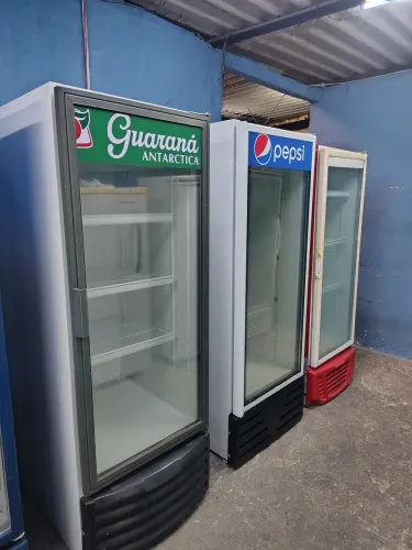 Geladeira Expositora 450 litros LED entrega