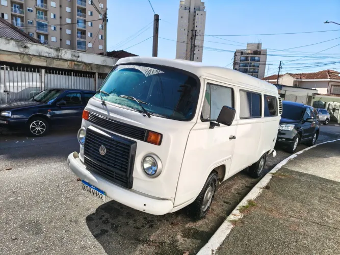 Volkswagen Kombi Standard 1.4 MI Total Flex 8V 2009