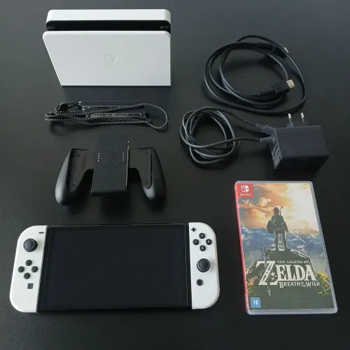 Nintendo Switch Oled Branco + The Legend Of Zelda: Breath Of The Wild