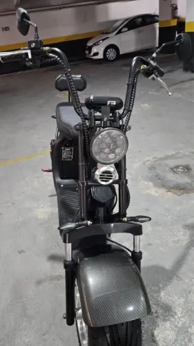 Scooter Elétrica em Excelente Estado