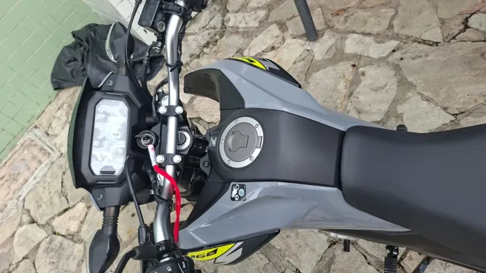 Vendo moto Broz com apenas 200 km