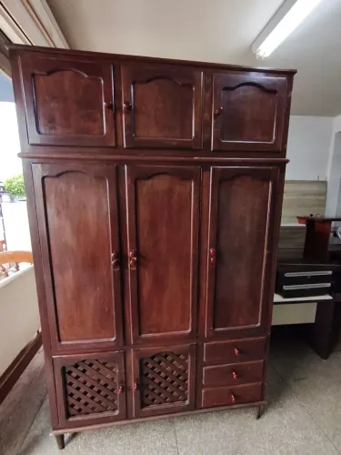 Guarda roupa de casal