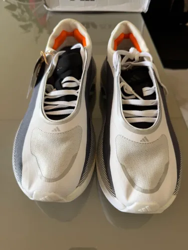 Adidas hyperboost Edge