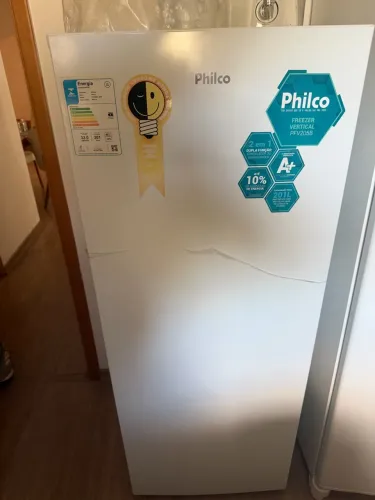 Freezer e Geladeira Philco 201L (2 em 1)