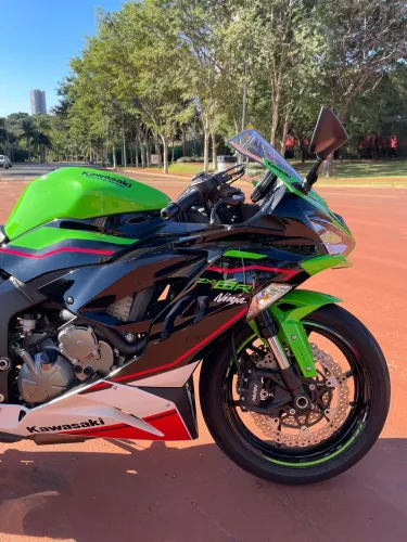 Kawasaki ZX-6R 2023 636