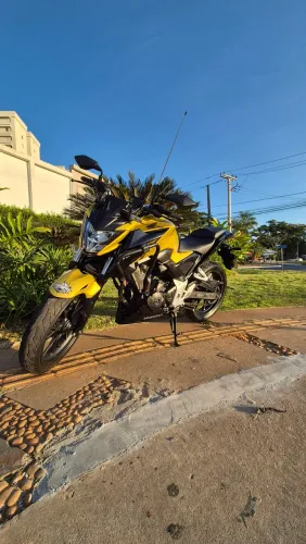 Honda CB 300 F TWISTER BAIXA KM - IPVA 2026 PAGO