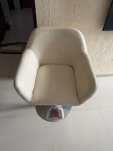Poltrona Giratória