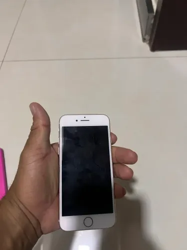 iPhone 8
