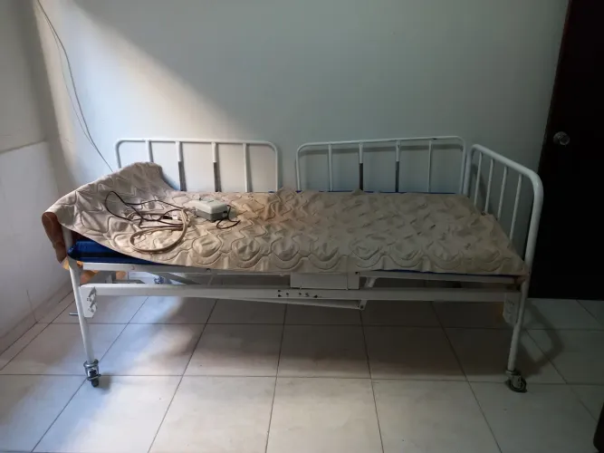Cama hospitalar manual