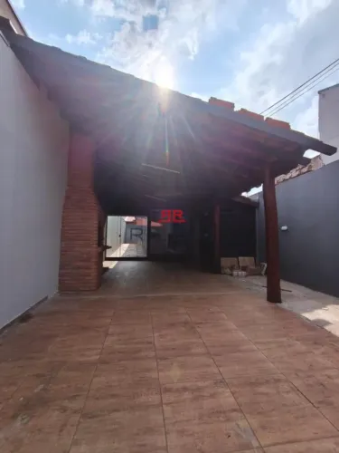 Casa para venda com 156 m² e 3 quartos em Parque Bauru, Bauru - SP