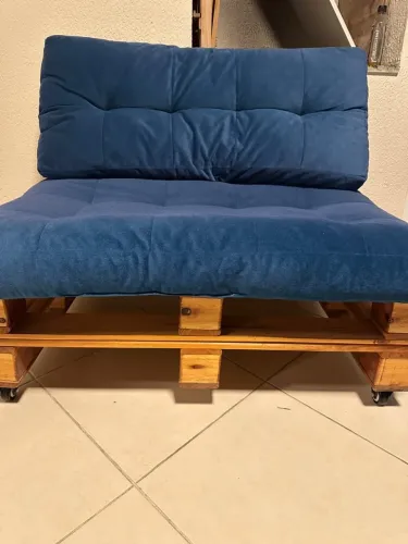 Sofá de Palete Moderno e Confortável
