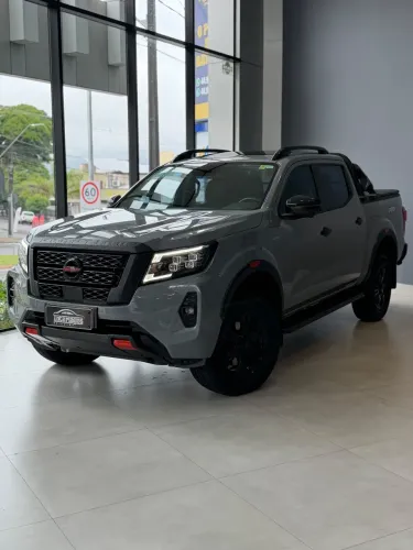 Nissan Frontier Pro4x CD 4X4 2.3 Bi-TB Die. AUT 2023