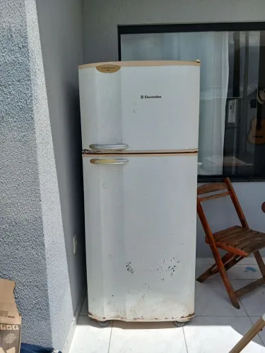 Geladeira eletrolux frost free