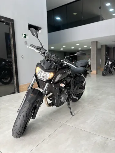 YAMAHA MT-07 2022