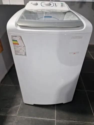 Máquina de Lavar Electrolux 10kg.