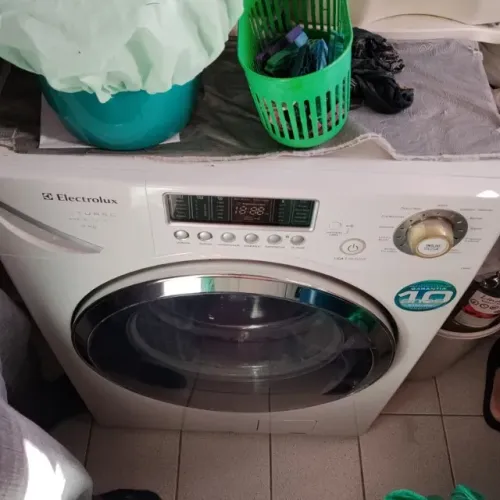 Máquina Electrolux LSE09 - 9kg
