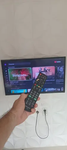 Vendo ou troco por celular TV Smart Panasonic 32"  