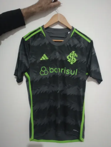 Camiseta Internacional Oficial INTOCADA - Verde, Tam. M
