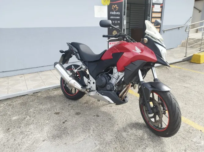 Moto CB500X