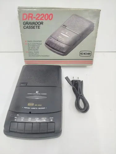 Antigo gravador da CCE DR 2200