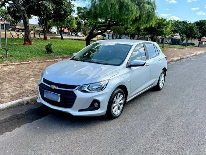 Chevrolet Onix Hatch LT 1.0 12V TB Flex Mec. 4P 2023
