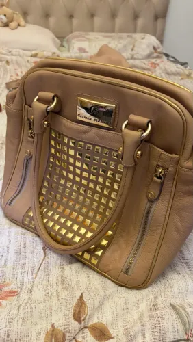 Vendo bolsa Carmem steffens com taxinhas
