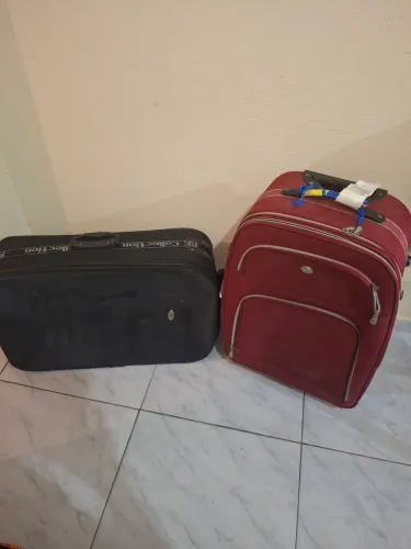Mala de viagem usada