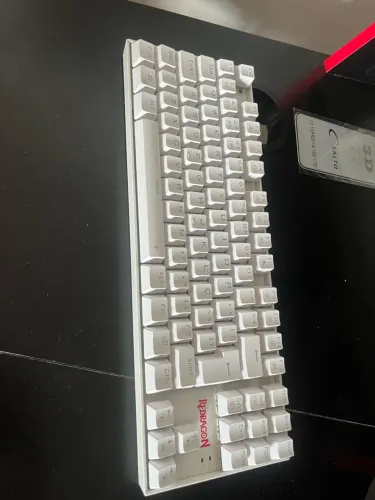 Teclado Gamer Mecânico Kamura Redragon