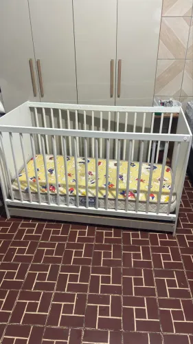 Berço 2 em 1,berço que vira cama infantil,colchão incluso.