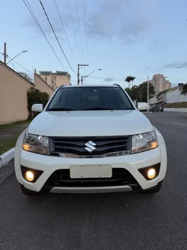 Suzuki Grand Vitara 2.0 16V 4x2/4x4 5P Aut. 2015