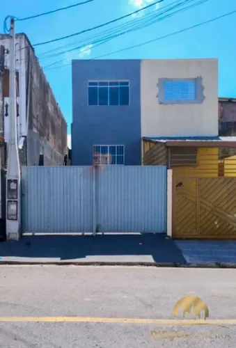 Sobrado com 2 Casas à Venda Oportunidade Única!