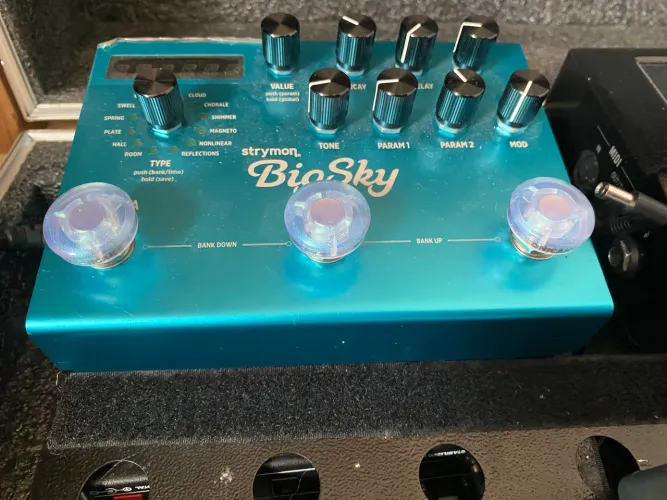 Pedal reverb Big sky strymon