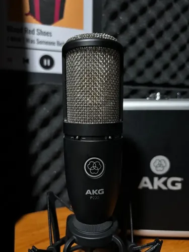 Microfone Condensador AKG P220