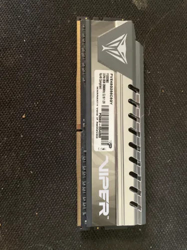 Memória RAM VIPER DDR4 8GB