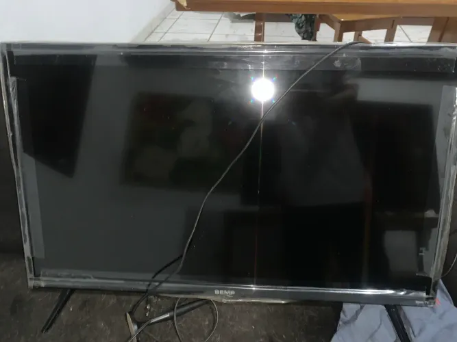 tv funcionando perfeitamente som imagem tudo perfeito