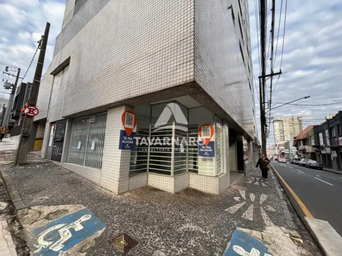 Loja de Esquina no Centro com Excelente Visibilidade!