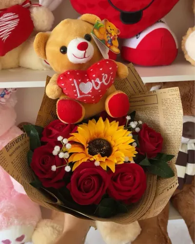 Buquês com rosas eternas