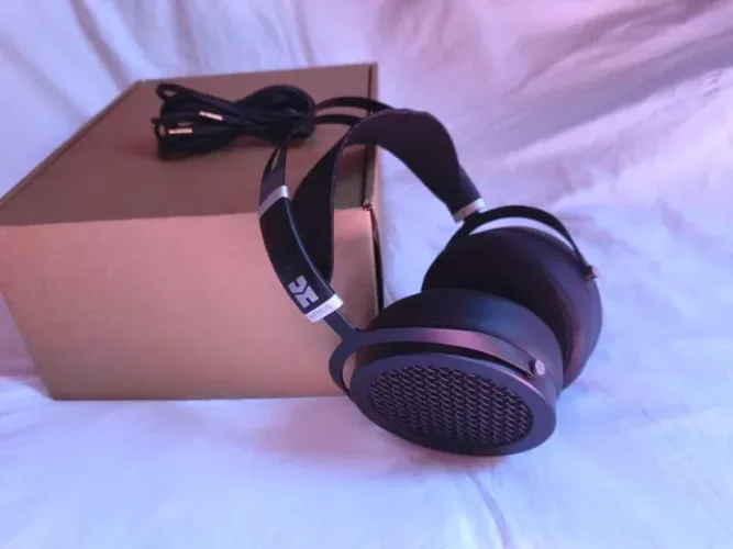 Fones Hifiman Sundara Impecáveis