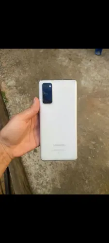 Samsung s20 FE, tela trincada 