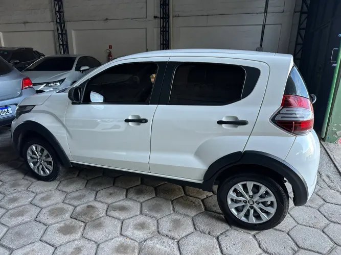 Fiat Mobi Like 1.0 Fire Flex 5P. 2022