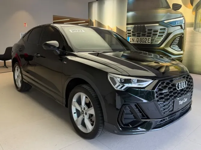 Audi Q3 SPB Perf. Black 2.0 TFSI Tipt. Quat. 2022