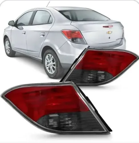 VENDO!!!!!   (Lanterna traseira do prisma 2015 em ótimas condições)