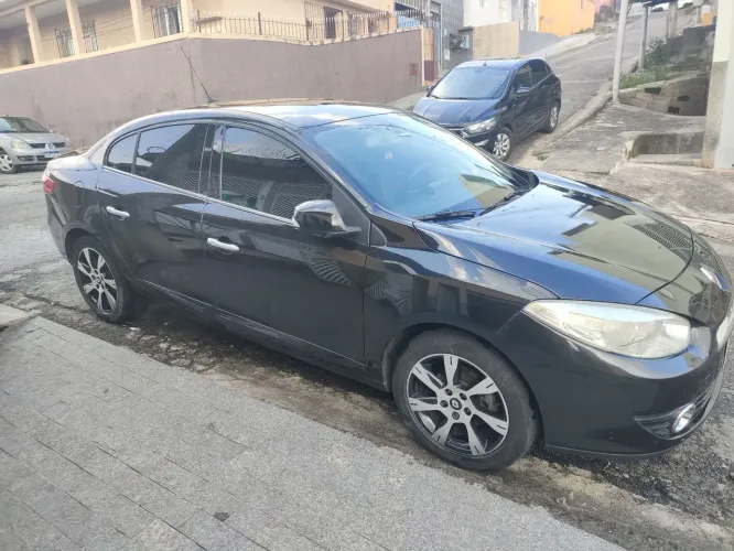Renault Fluence Sedan Privilège 2.0 16V Flex AUT 2011