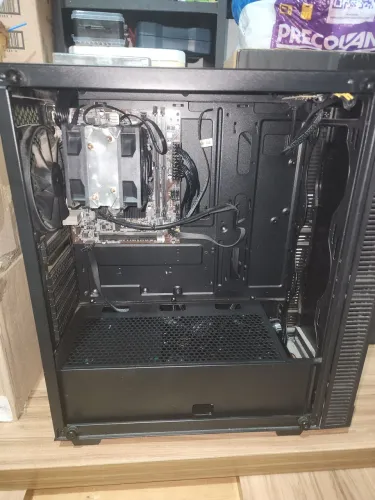 PC Gamer I5 8600 | SSD + HD | Gabinete Rockstar 2 ARGB | Fonte Nova c/ Garantia.