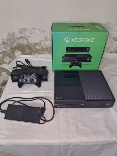 XBOX ONE FAT 500GB + KINECT + CONTROLE + CAIXA ORIGINAL - COMPLETO