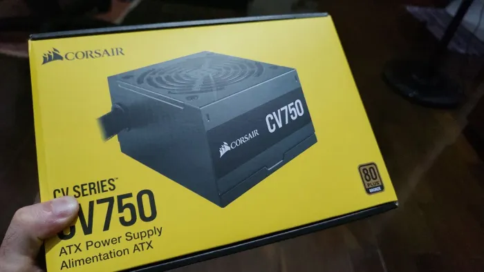 Fonte Corsair 750W