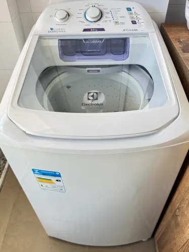 Máquina de lavar Electrolux Turbo Economia tecnologia Jet&Clean 8,5Kg seminova