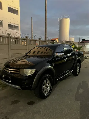 Mitsubishi L200 Triton GLS 3.2 CD TB Int.diesel MEC 2015