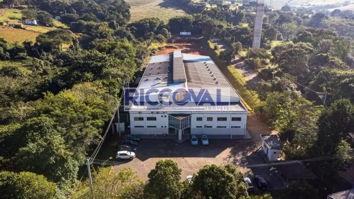 Galpão à Venda em Itatiba, 2154m² na Chácara Santa Cruz