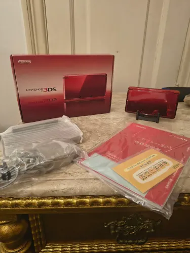 Nintendo 3DS (Flare Red)